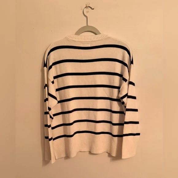 100% Cotton J.Crew Wide-Hem Sweater - Picture 4 of 5